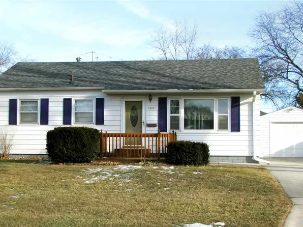 1427 Lyon Ave, Waterloo, IA 50702