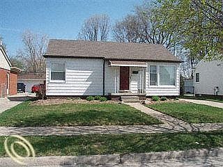 2nd image of 21701 Sunnydale St