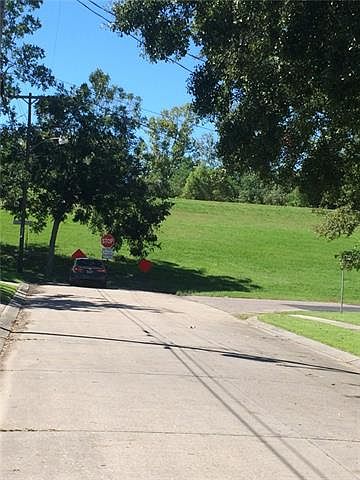 2nd image of 137 Hibiscus Pl