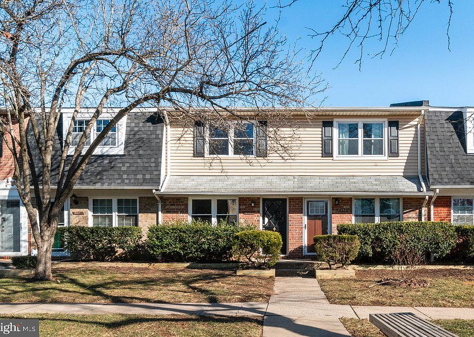1st image of 8355 Norwood Dr