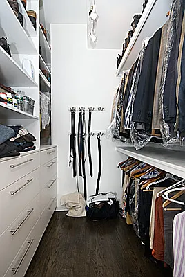 Sold by R New York | media 26