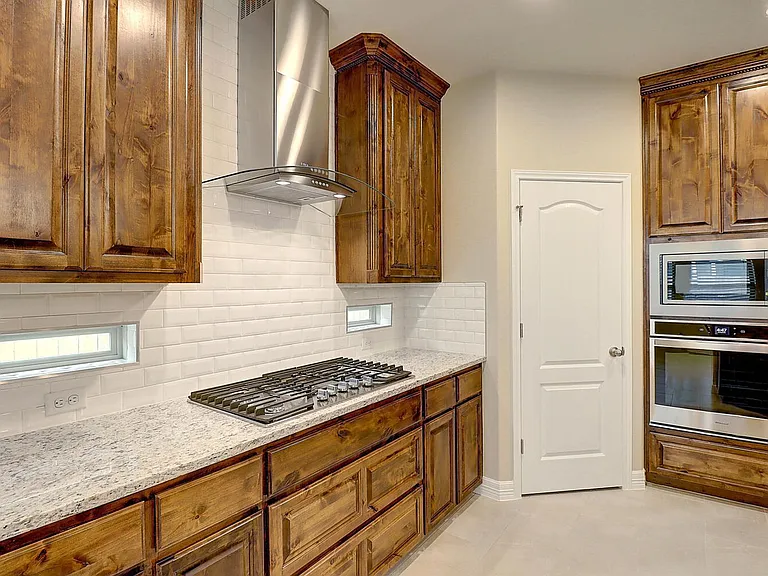 2202 Crystal Bay Dr — Photo 17