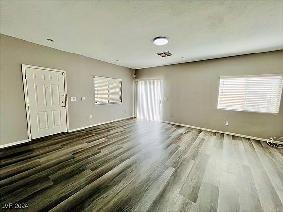 3rd image of 8825 Duncan Barrel Ave Unit 103