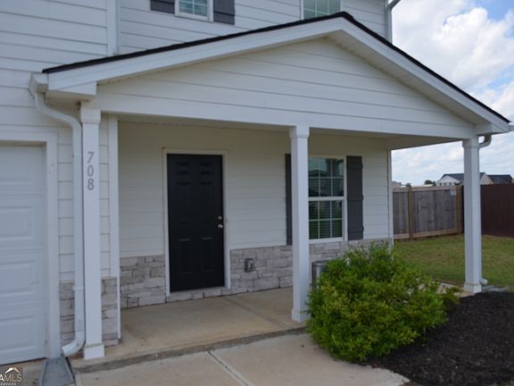 2nd image of 708 Coopers End