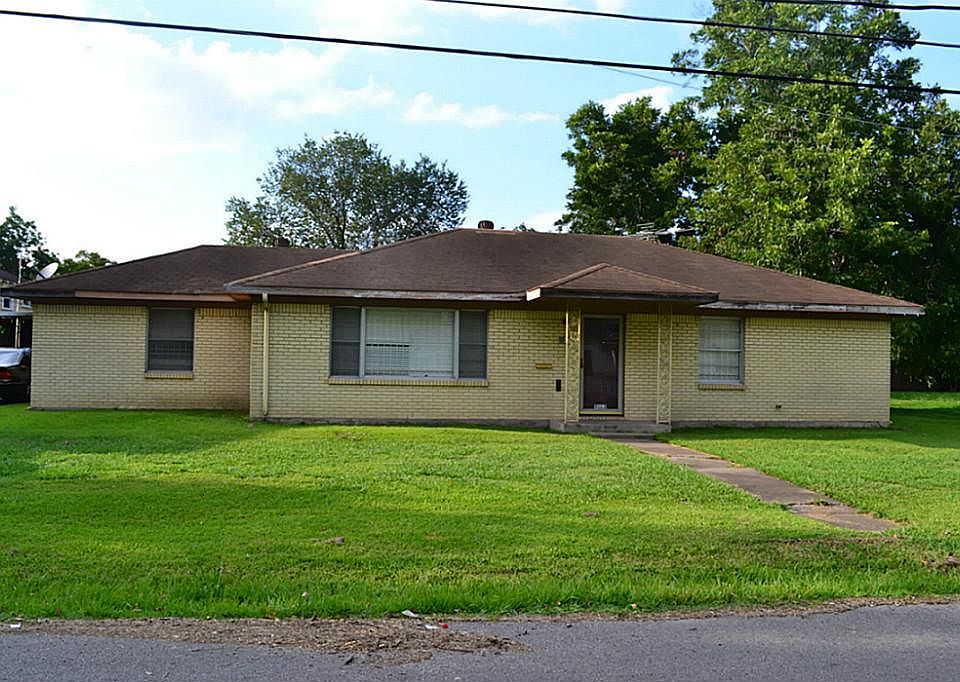1st image of 5023 Pease St