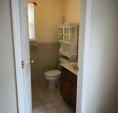 4th image of 88 W Kinney St Floor 2