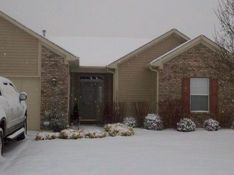 1st image of 3262 Morrow Dr