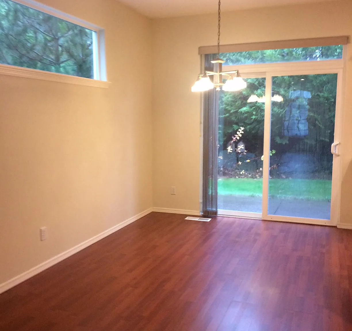3 bed, 2.5 bath, 1511 sqft, $1,750 — Photo 4