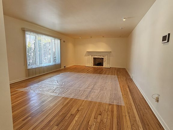 4th image of 17193 Goldwin Dr