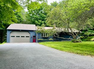2 Browns Ln, Old Lyme, CT 06371