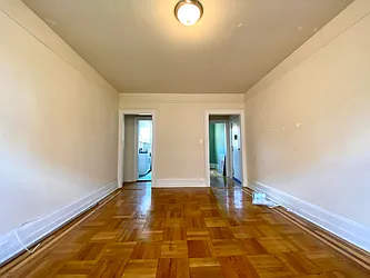 Rented by R New York