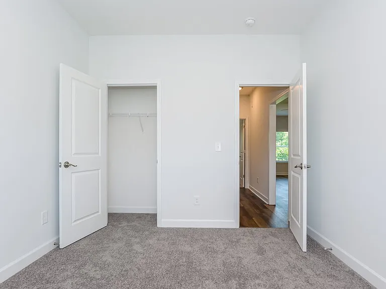 109 McLean St — Photo 12
