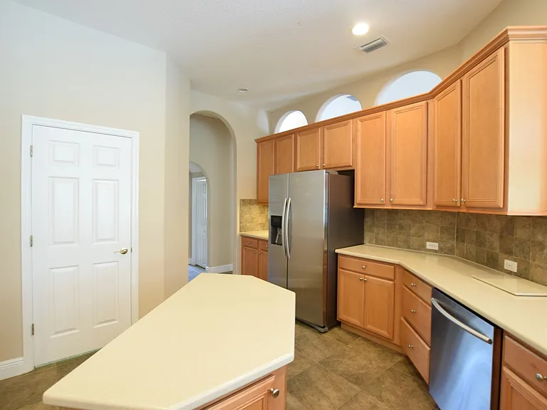 1036 Shadowmoss Cir — Photo 7
