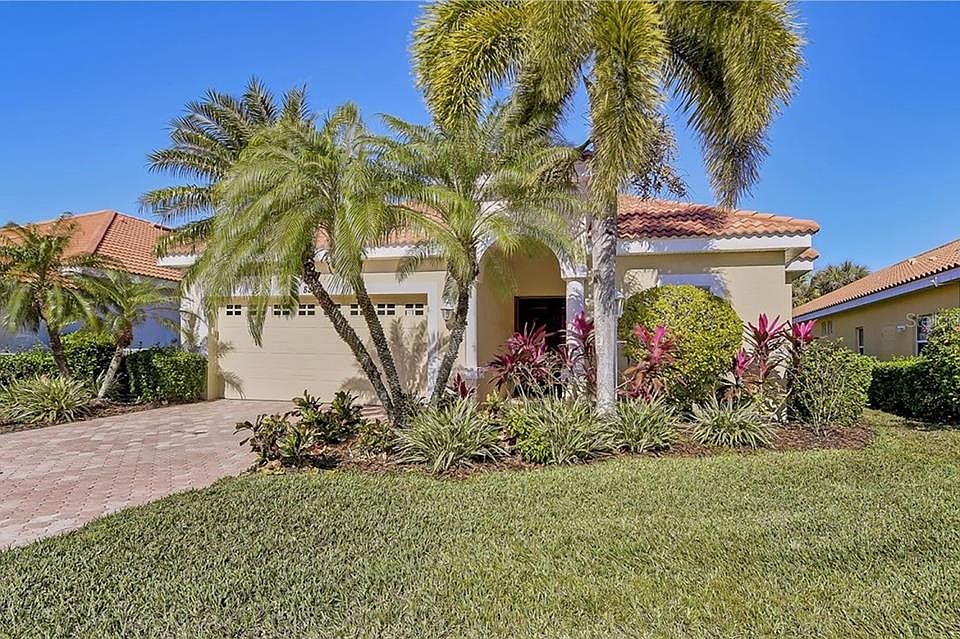 1st image of 8343 Canary Palm Ct