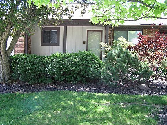 2nd image of 3223 Cairngorm Dr
