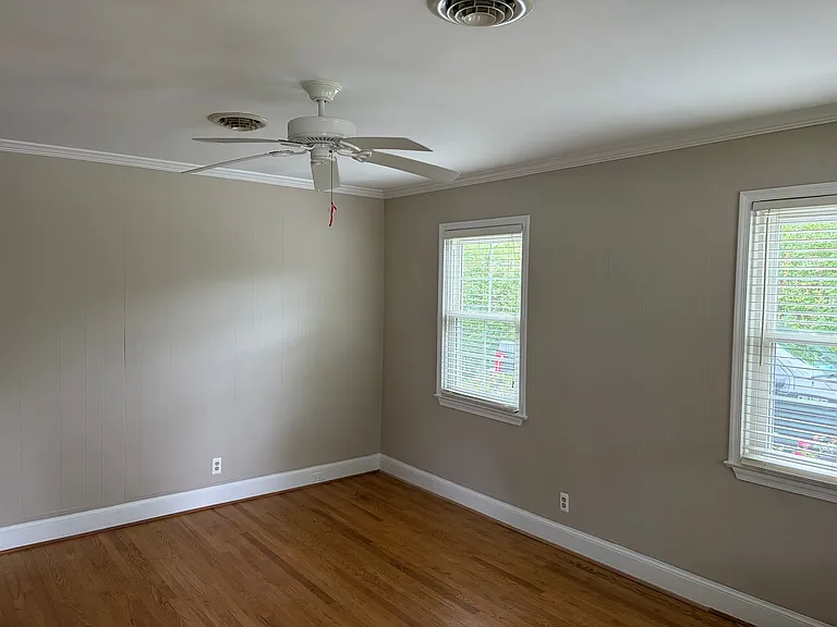 16 Fairview St NW — Photo 8
