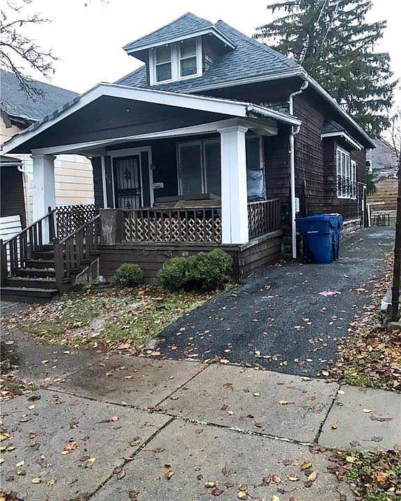 1st image of 219 Burgard Pl