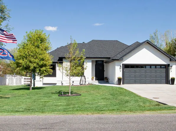 14178 Cottonwood Cir, Sterling, CO 80751