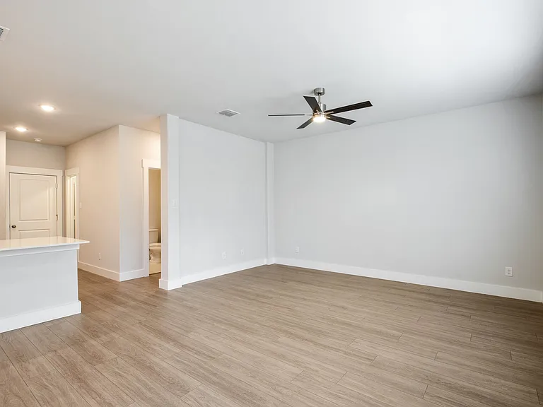 4502 Smokey Quartz Ln — Photo 11