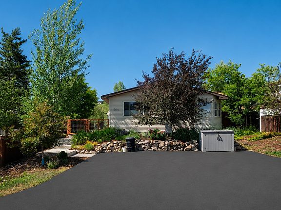 3rd image of 1496 Conestoga Circle