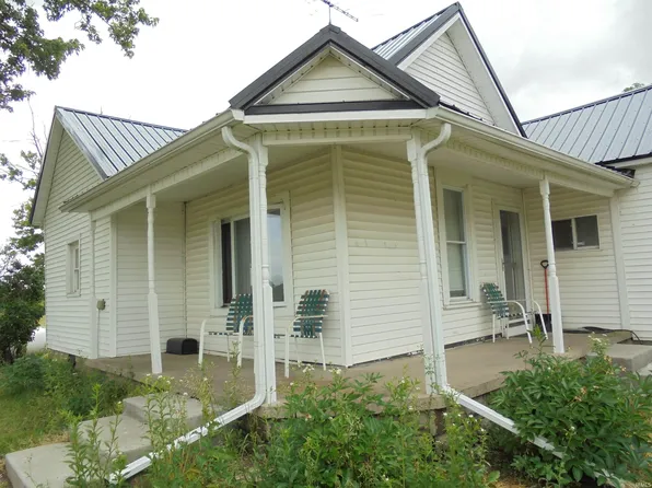 9956 S State Route 1, Losantville, IN 47354