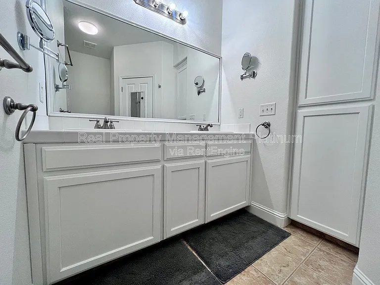 1030 E Royal Dornoch Ave — Photo 12
