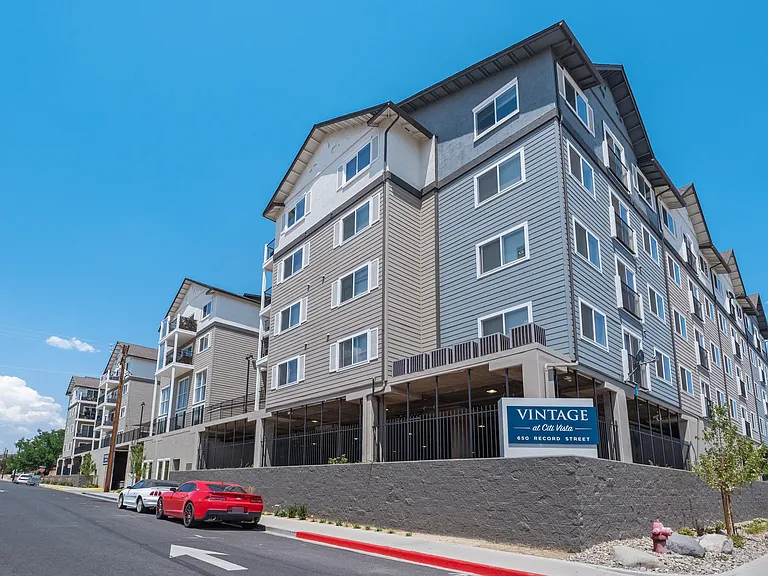Vintage at Citi Vista 55+ Apartments — Photo 8