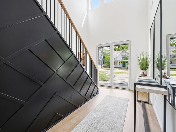 3rd image of 619 Glascock St