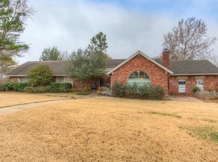 3808 E 69th Pl, Tulsa, OK 74136