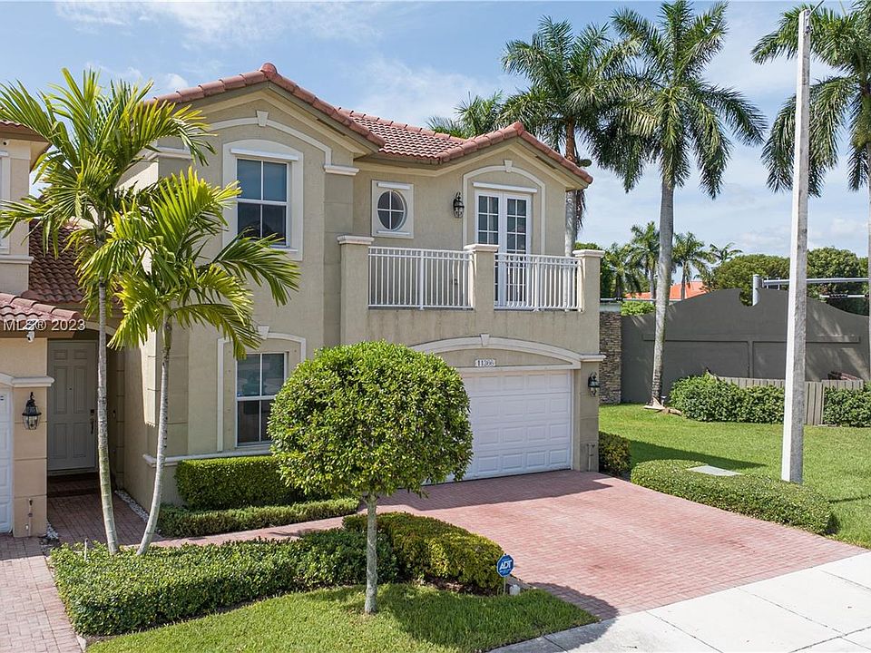 1st image of 11366 NW 74th Ter