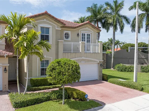 11366 NW 74th Ter, Doral, FL 33178