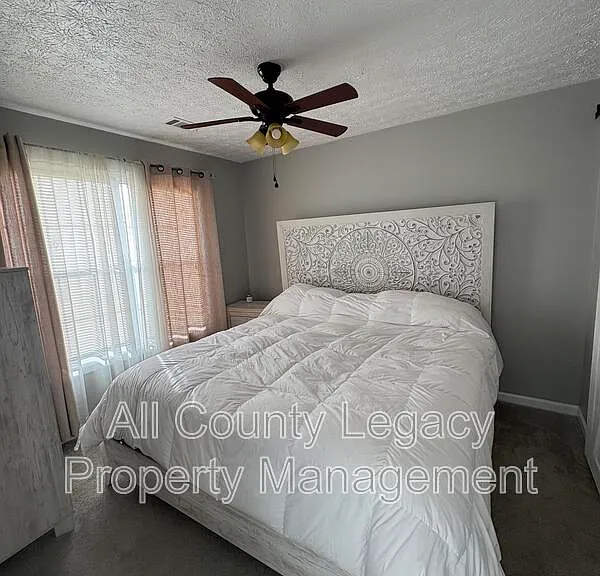 3022 Winding Grove Dr — Photo 10