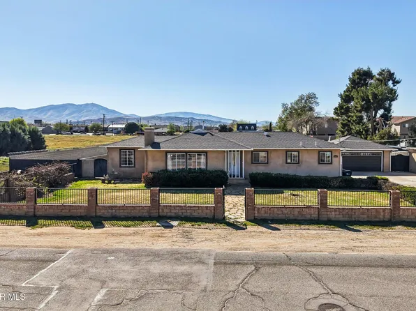 38465 12th St E, Palmdale, CA 93550