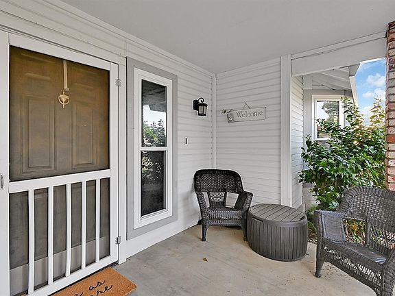 4th image of 1285 Northridge Dr