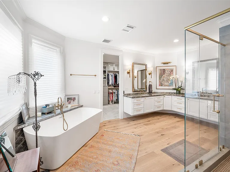 1235 Wynden Oaks Garden Dr — Photo 23