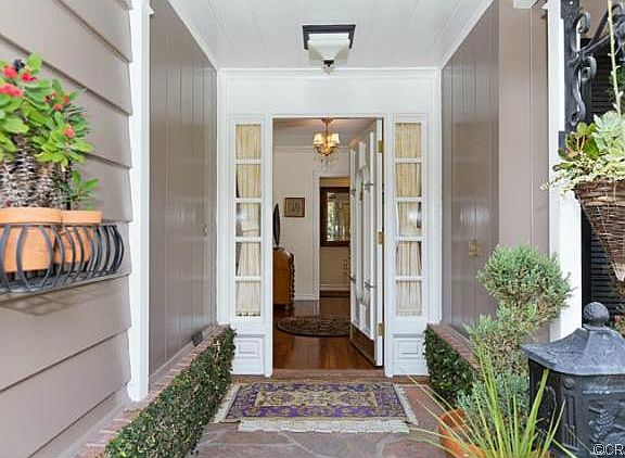4th image of 2475 N Heliotrope Dr