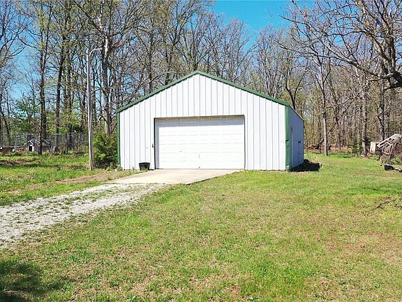 4th image of 3121 E Highway 32