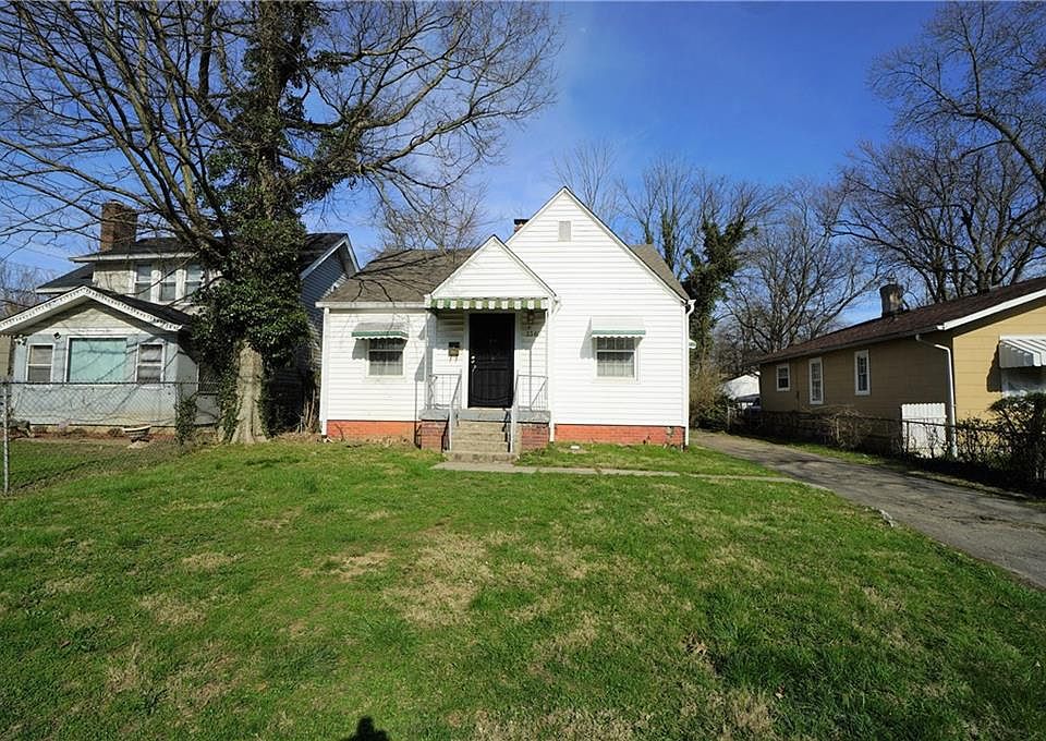 1st image of 3369 Forest Manor Ave