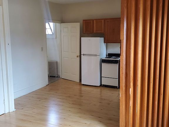 3rd image of 61 Court St #76