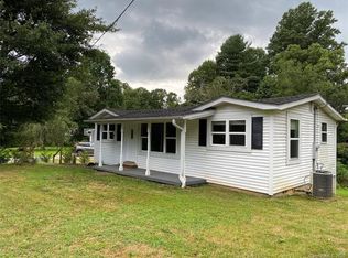 256 Illahee Rd, Brevard, NC 28712