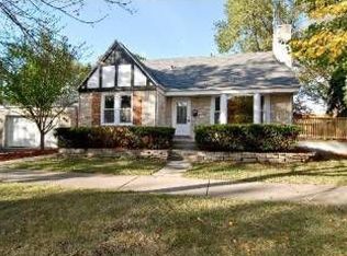 5600 Carol Ave, Morton Grove, IL 60053