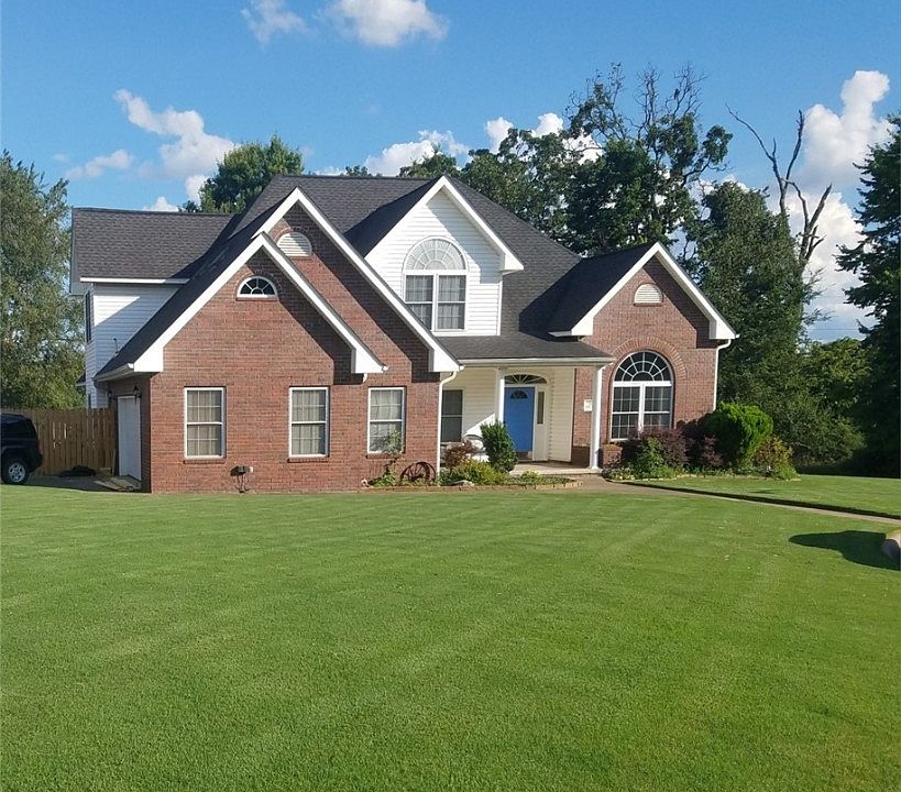 1st image of 709 Katie Pl