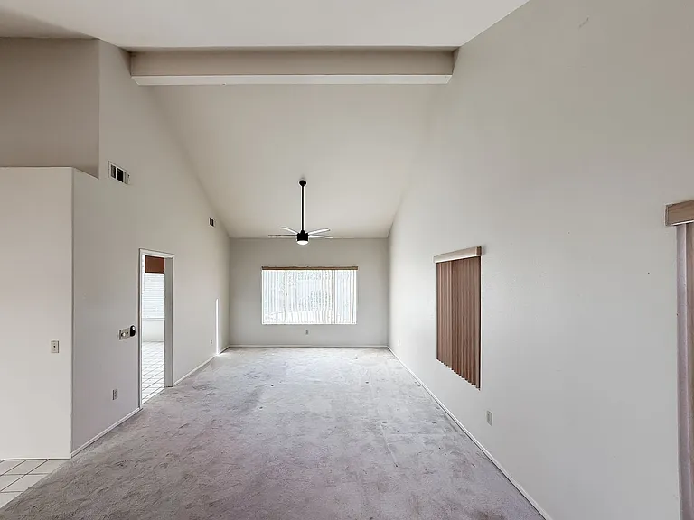40041 Zamura Ct — Photo 8