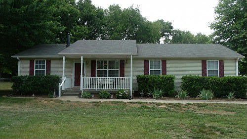 1st image of 219 Glenrose Ln