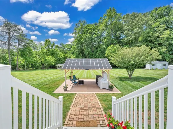 414 Mallard Cove Rd, Moneta, VA 24121