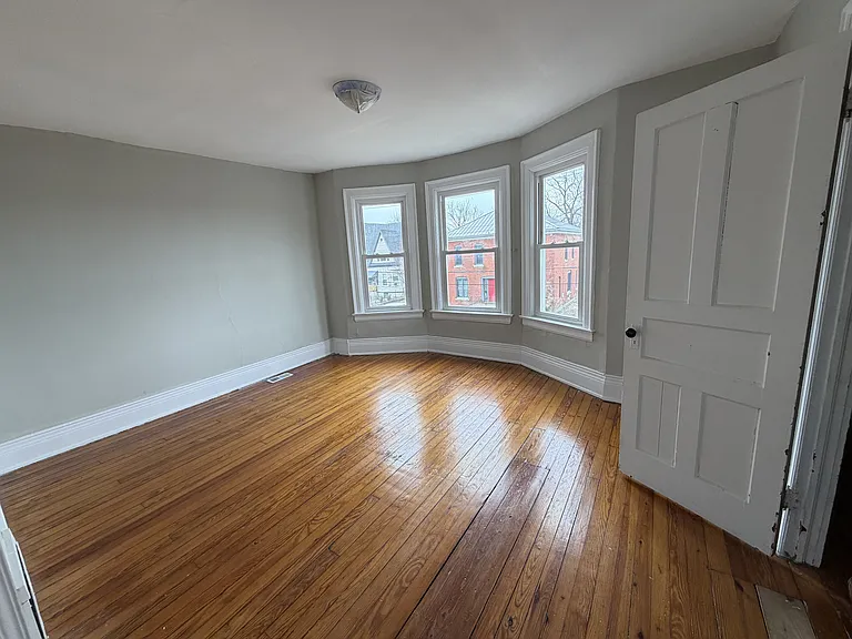 20 Penfield St #1 — Photo 6
