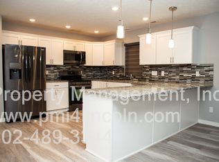 4731 N 35th St, Lincoln, NE 68504