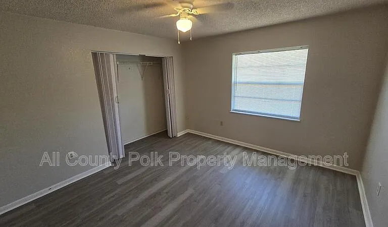 110 Stephenson Ave — Photo 13