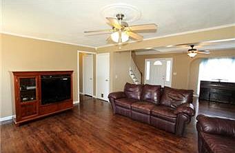 5th image of 6901 N Dawn Ln