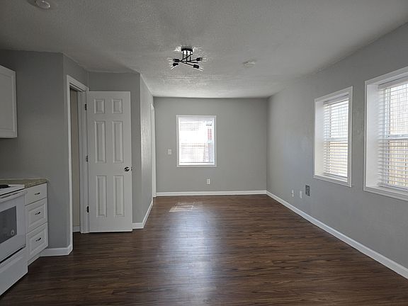 5th image of 3226 SE Rockwood St #3226
